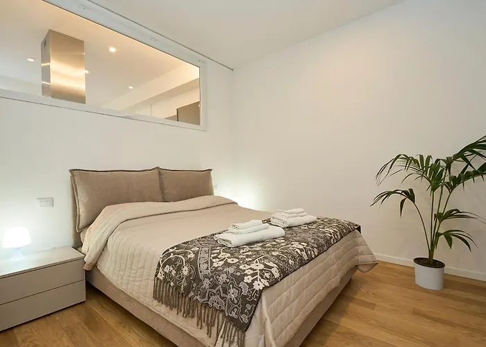 Luxury Design Loft - 20 Minutes From Duomo-navigli *