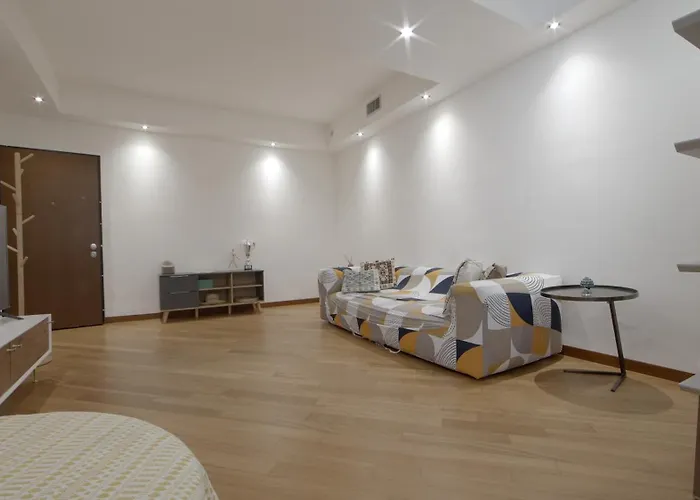 Trilocale Centro 아파트 *