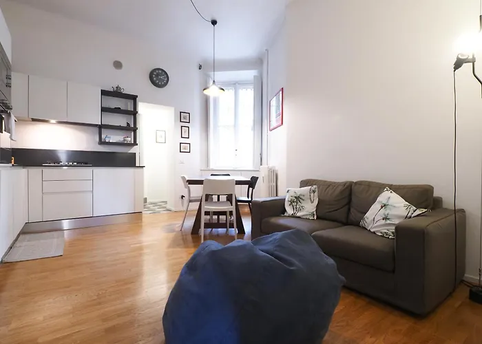 Primopiano - Ugo Bassi Apartman *