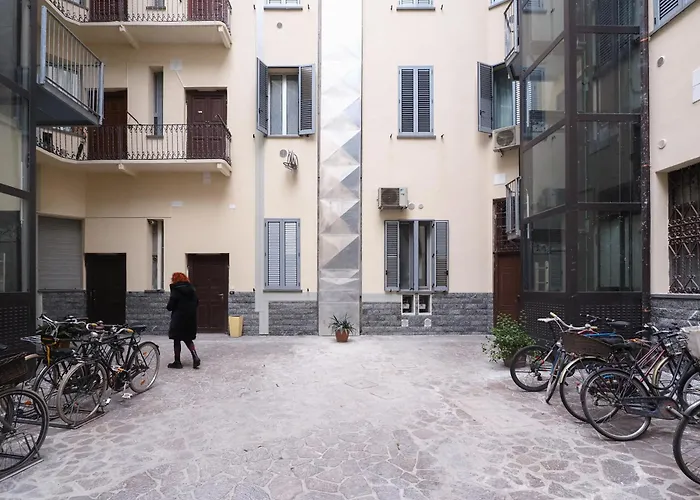 Primopiano - Ugo Bassi * Milánó