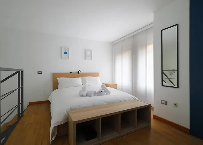 Scaldasole Loft Design 15 Min Dal Duomo *