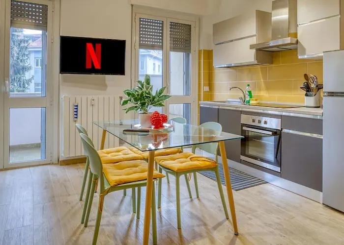 Pop Connection * ميلان