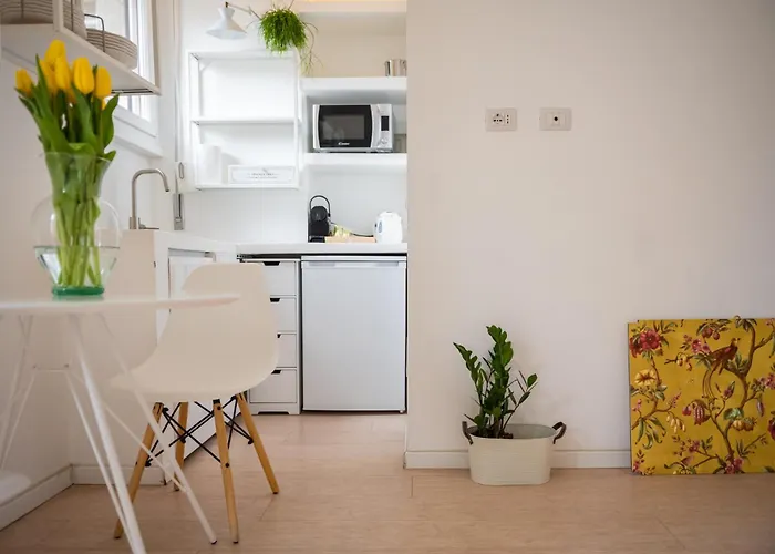 Dateo - M4 Metro To Duomo & Linate 15 Min