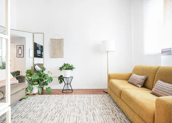 Easylife - - Garigliano 10 - Isola Apartment