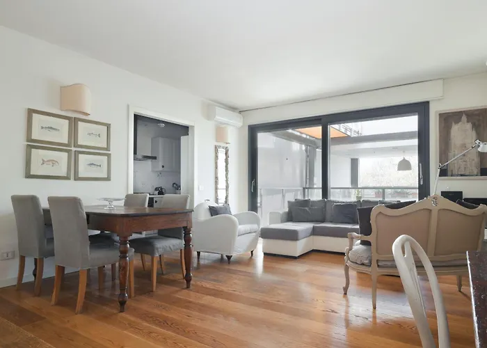 Joivy Delightful Family Flat With Terrace *