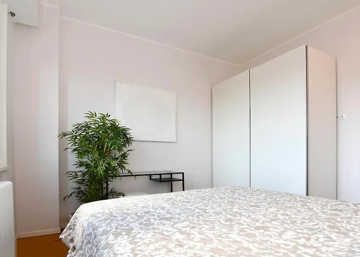 Duomo 10 Minuti Attico Con Appartamento *