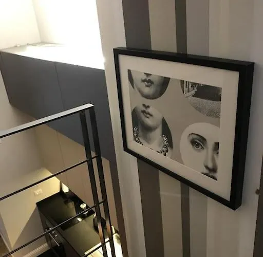 Dezza Loft * Milan