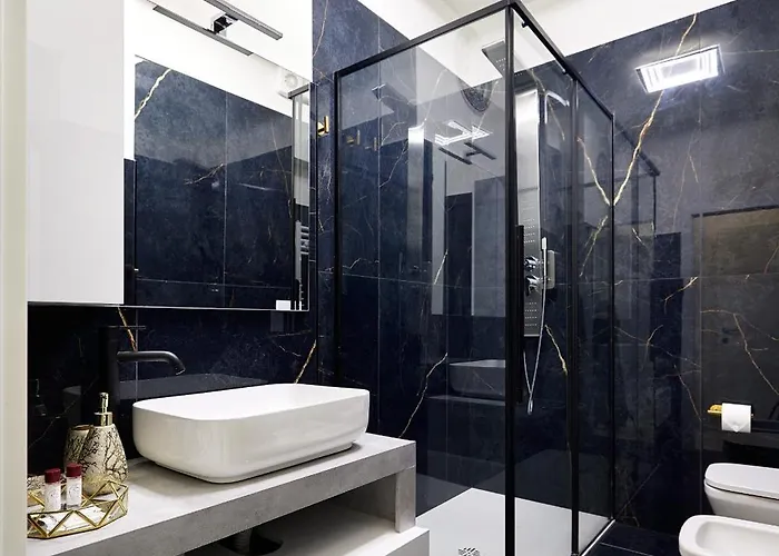 Lägenhet Italian Fashion - Luxurious Marble City Center