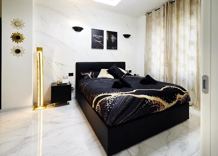 아파트 Italian Fashion - Luxurious Marble City Center 밀라노
