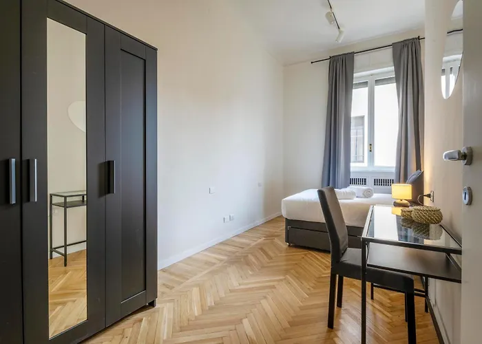 Elegant Brand New Near Duomo 公寓