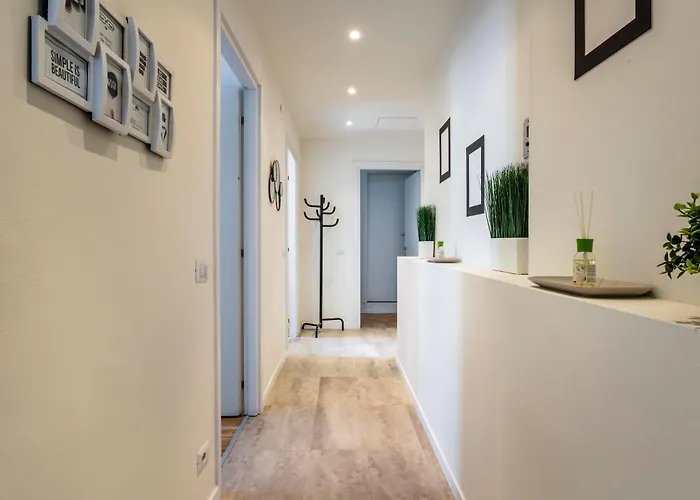 Elegant Brand New Near Duomo *