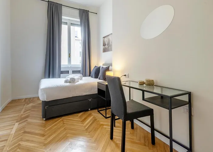 公寓 Elegant Brand New Near Duomo 米兰