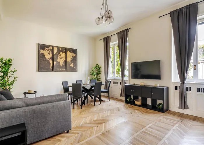 Elegant Brand New Near Duomo *