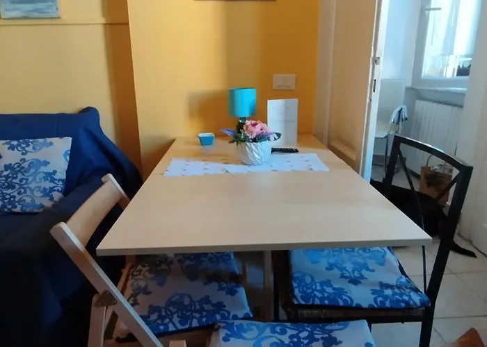 Mirella's Sweet -navigli Apartmán