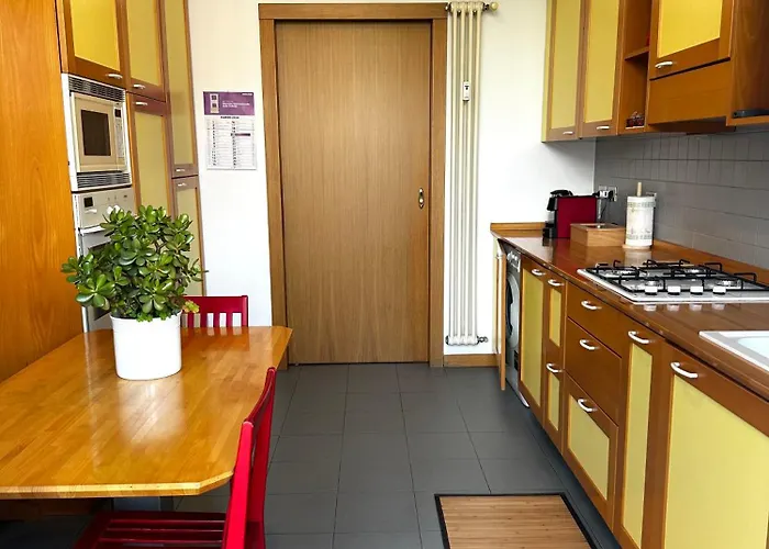 Citta Vicino Metro Apartment *