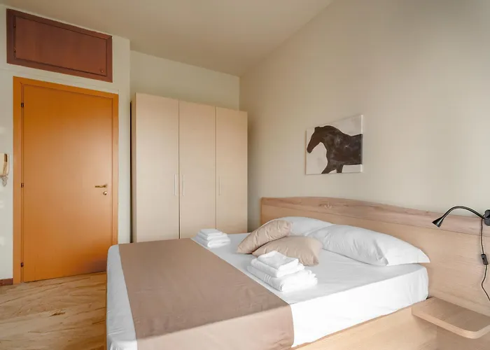 Hotel apartamentowy Casa Da Fraschini Mediolan