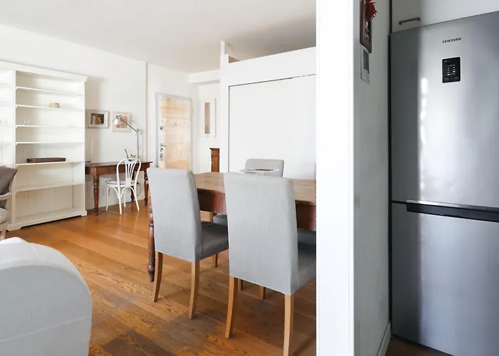 Joivy Delightful Family Flat With Terrace *