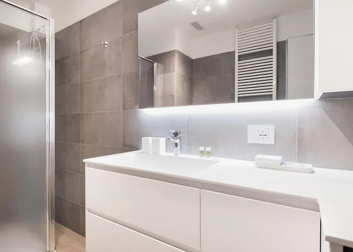 Easylife - - Macchi 61 - *