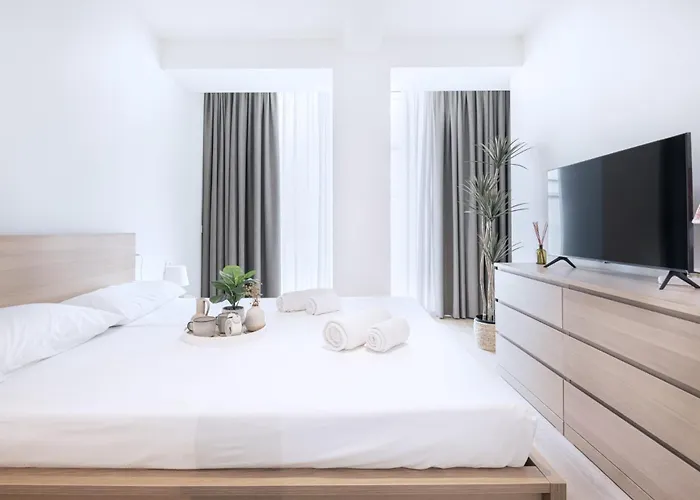 Easylife - - Macchi 61 - アパート