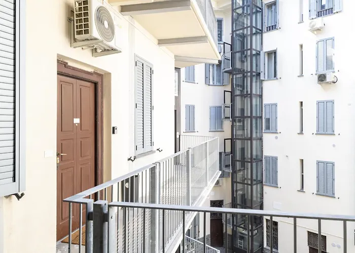 Easylife - - Bassi 30 - Isola