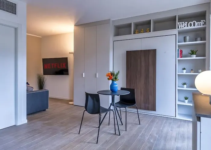 Duomo Space Free Parking - Private Gym- Metro Apartman