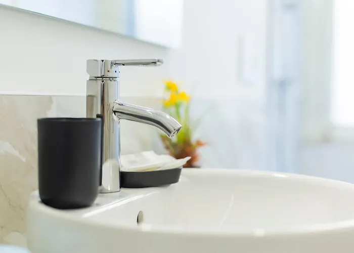 Macchi Charming By 101flats