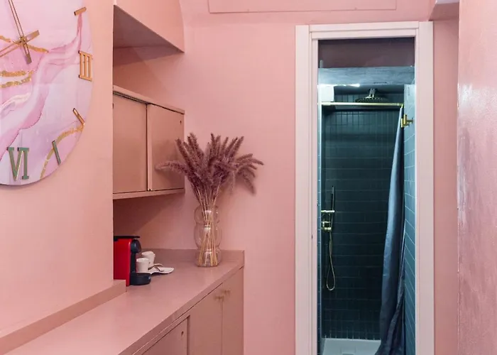 Piazza Del Carmine - Gold Exclusive - In The Underground No Windows Appartement *