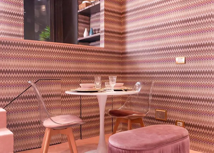 Piazza Del Carmine - Gold Exclusive - In The Underground No Windows