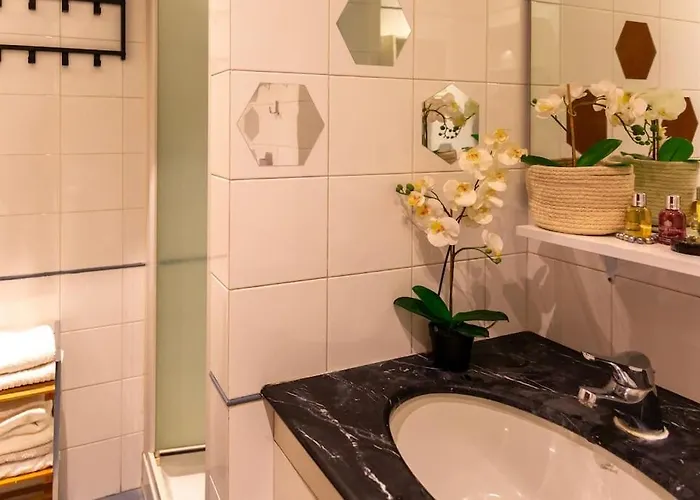 Porta Nuova Moscova: Cozy Near Duomo! Апартаменты *