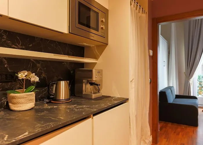 Апартаменты Porta Nuova Moscova: Cozy Near Duomo!