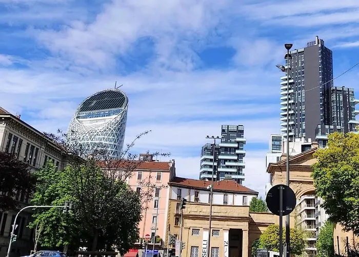 Porta Nuova Moscova: Cozy Near Duomo!