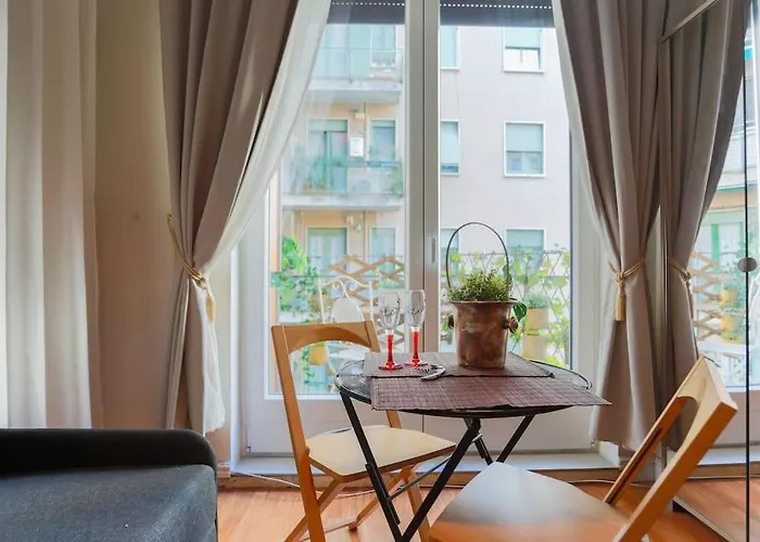 Porta Nuova Moscova: Cozy Near Duomo! Milán