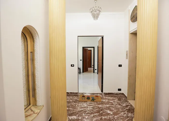 Urban Elegance Station W/private Garage Milano