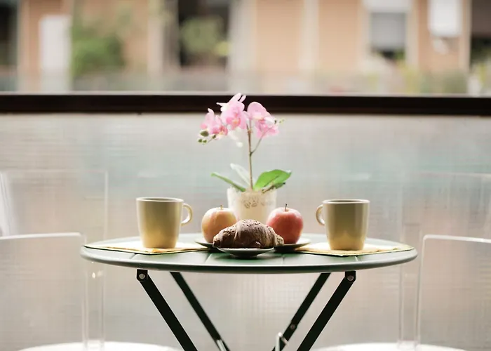 Apartament New Modern Flat 10 Minutes Walk From Station Mediolan