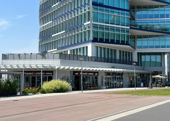 Santa Giulia - Futurismo 17 Mediolan