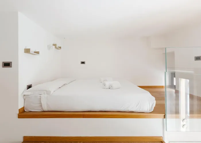 On 2 Levels Milan-crocetta M3! * Milánó