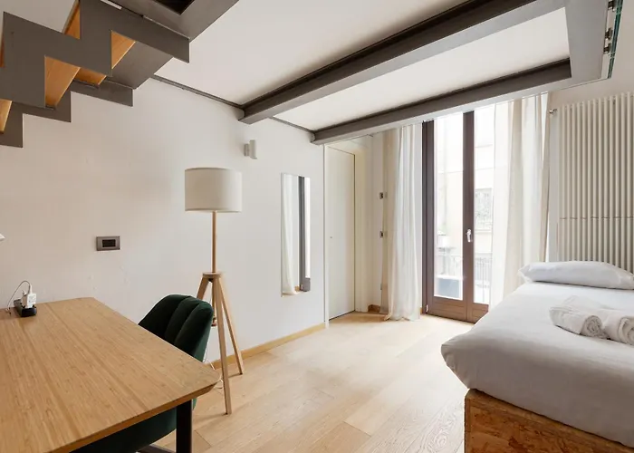 On 2 Levels Milan-crocetta M3! Apartman