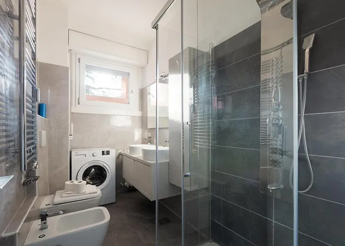 Guesthost - Corvetto M3 Bright With Balcony! Apartamento *