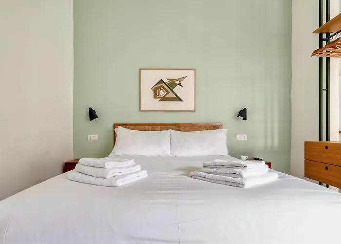 Hostmate - - Via Col Di Lana - Navigli * Milán