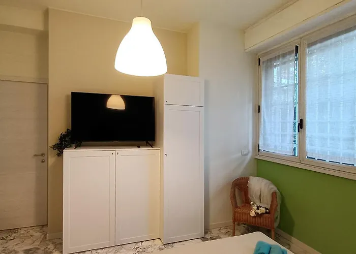Appartamento Sahi - Via Dei Ciclamini Mm1 Primaticcio, Stadio San Siro, Ospedale San Carlo Milano