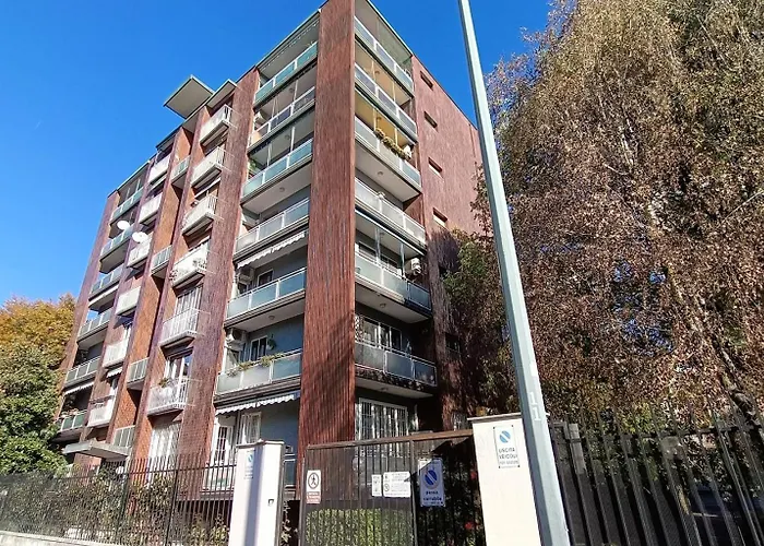 Sahi - Via Dei Ciclamini Mm1 Primaticcio, Stadio San Siro, Ospedale San Carlo 아파트 밀라노