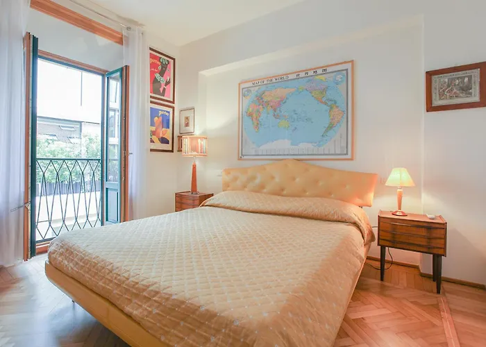 Romantic Spiga * Milaan