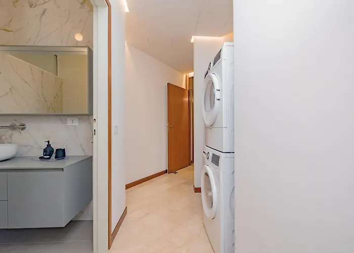 Elegance - Wi-fi Ultra Fast, Near Station Appartamento