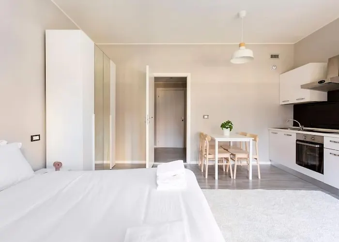 Hacca Collection - Buenos Aires & Station Milano