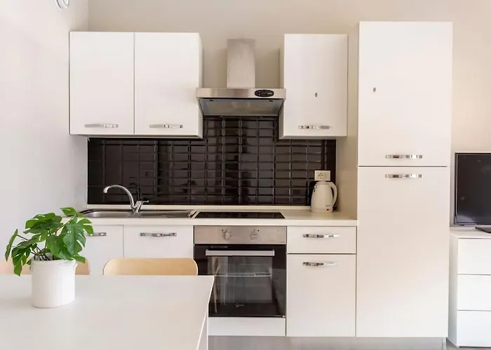 Hacca Collection - Buenos Aires & Station Daire Milano