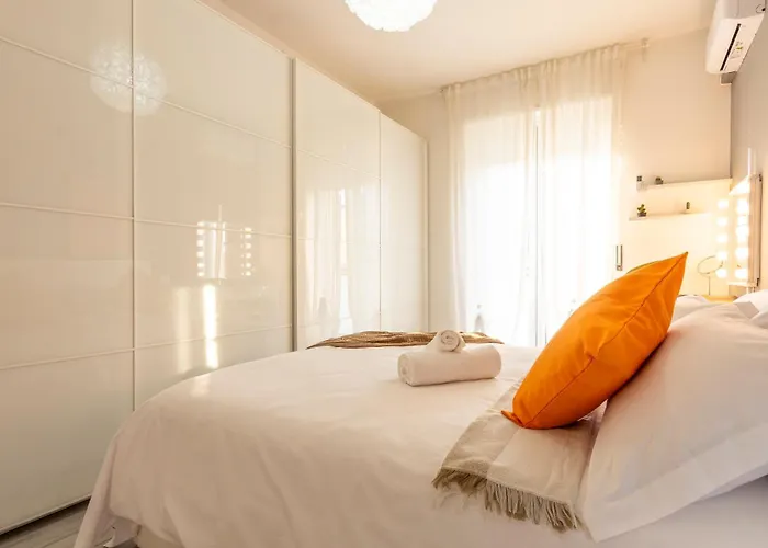 Gioia • Vicino Stazione E Metro