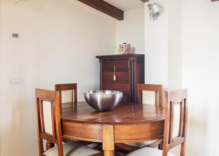 Bilocale In Ottima Posizione: Tra E Lima Apartament