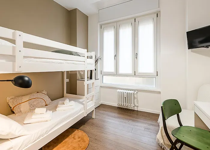 Stayeasy Petrella21 - 4 Bedrooms, 3 Baths - Station *