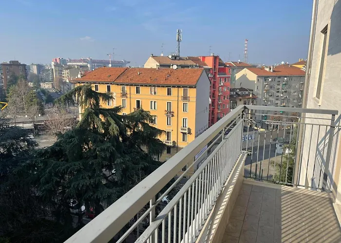 Luminoso Vista San Siro *