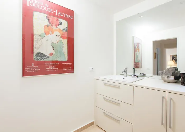 Romantic Spiga Appartement Milaan